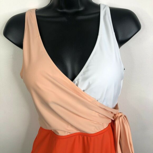NEW Cupshe Colorblock Plunging One Piece Swimsuit Orange White Size Medium - Picture 5 of 9